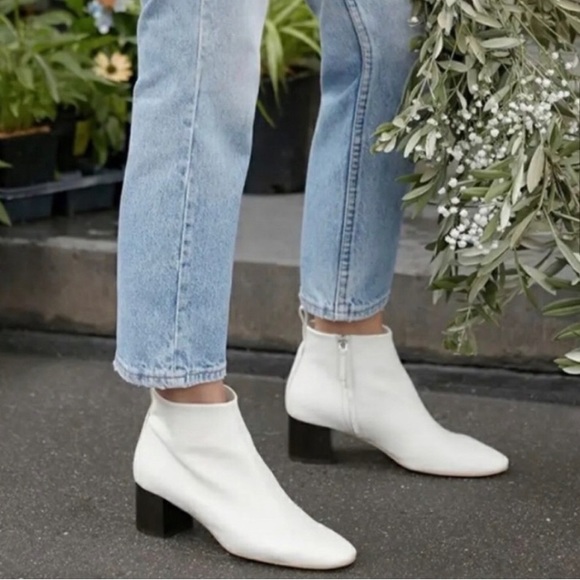 Everlane The Day Boots Italian Leather in Bone Off White - Picture 2 of 3